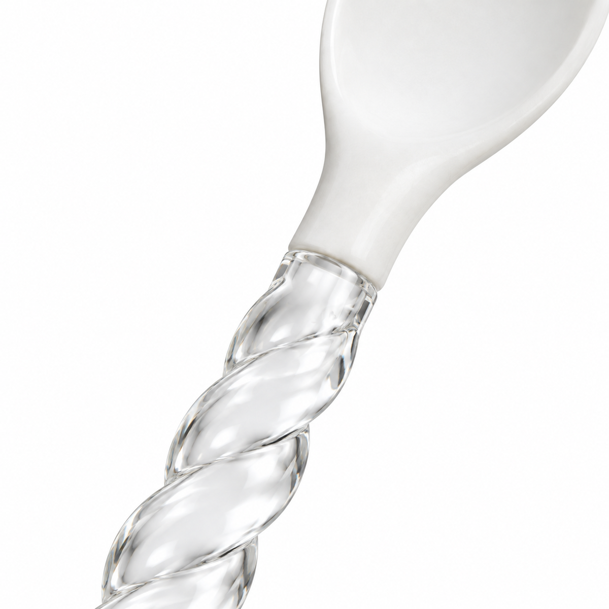 remoxila spoon showcasing elegant design