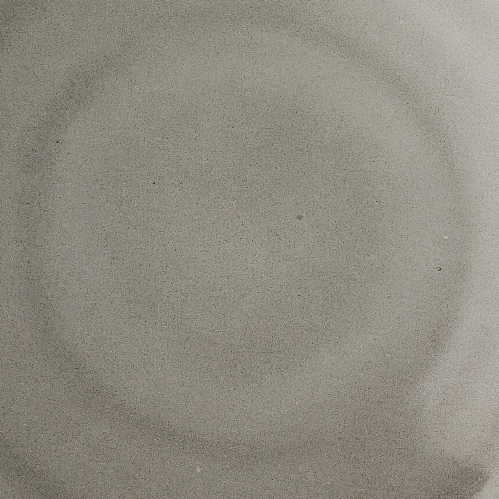 Remoxila Smoky Grey Plate — macro detail of the glaze surface texture
