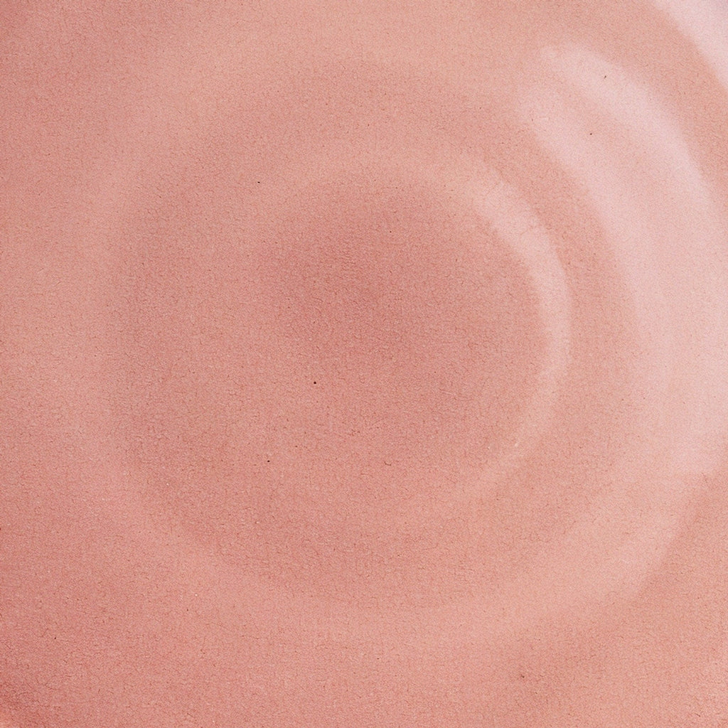 Remoxila Dusky Rose Plate — macro detail of the glaze surface texture