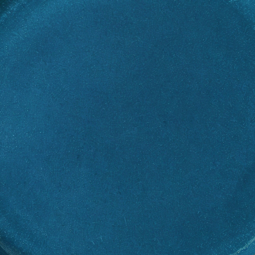 Remoxila Deep Ocean Plate — macro close-up of glaze surface texture